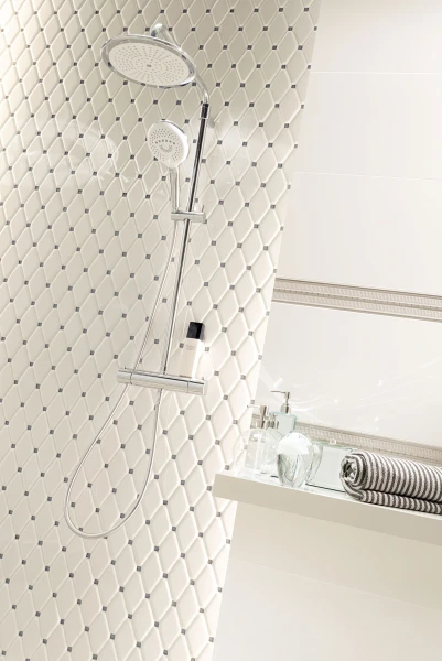 Плитка для ванной Tubadzin Abisso